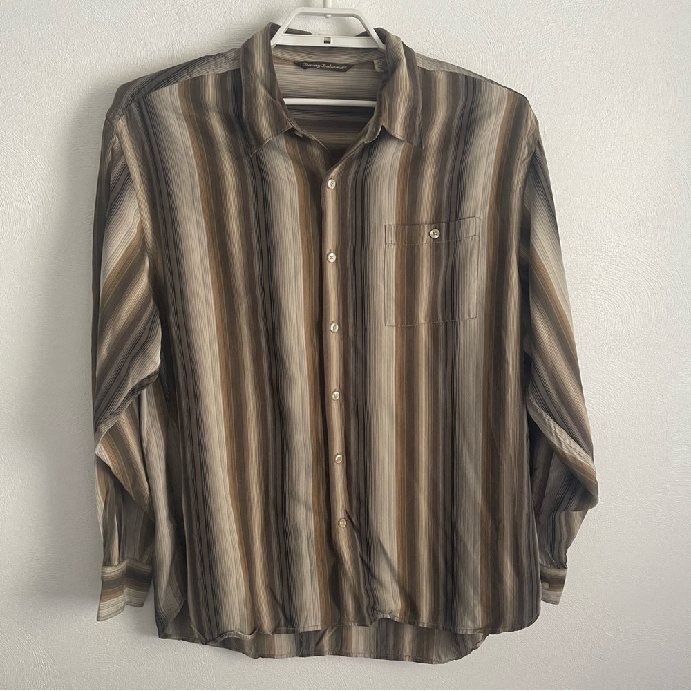 Tommy Bahama men’s long sleeve silk button-up shirt size Xl fall colors